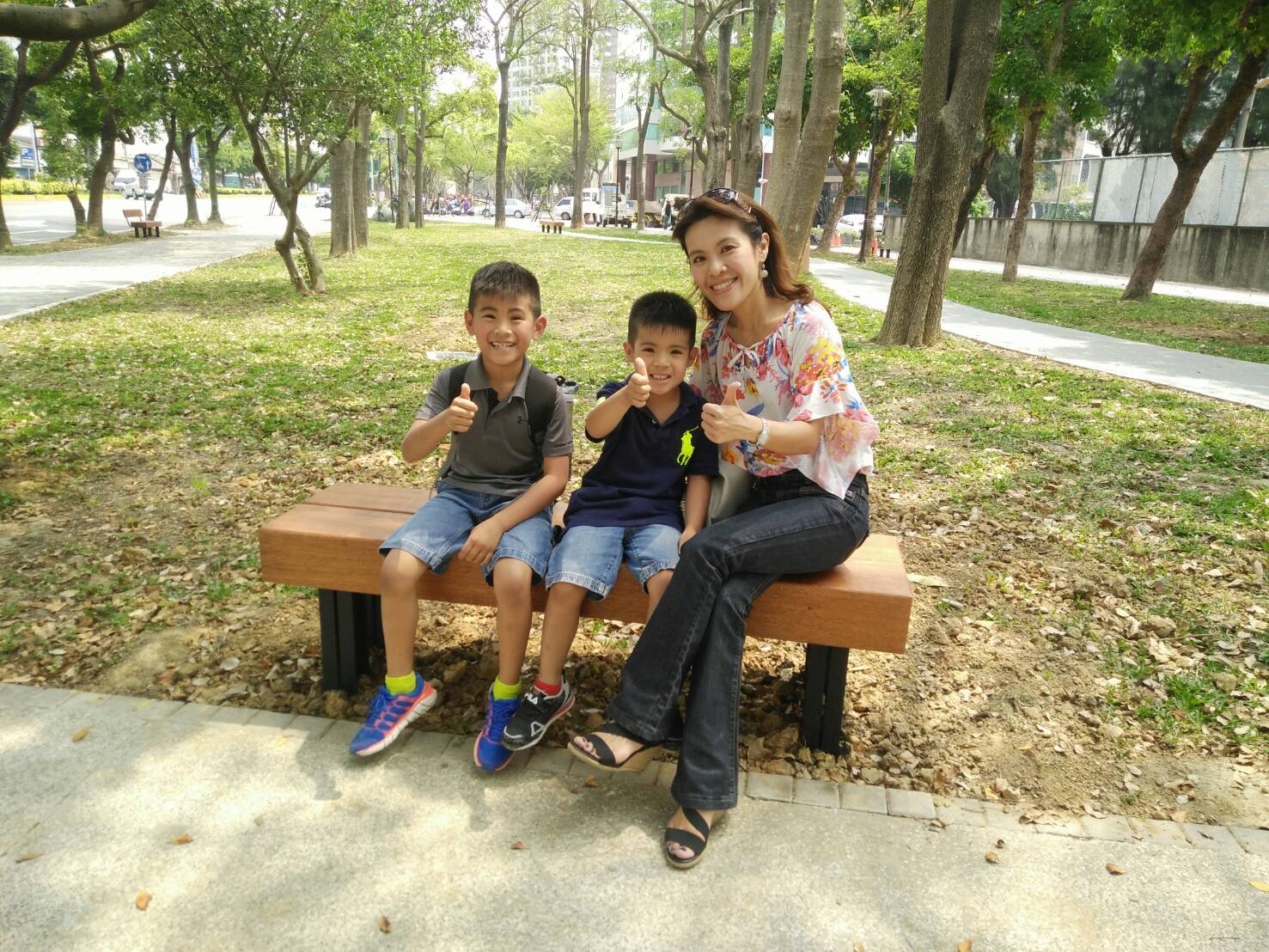 兼具耐用與美觀 新竹綠園道新設座椅