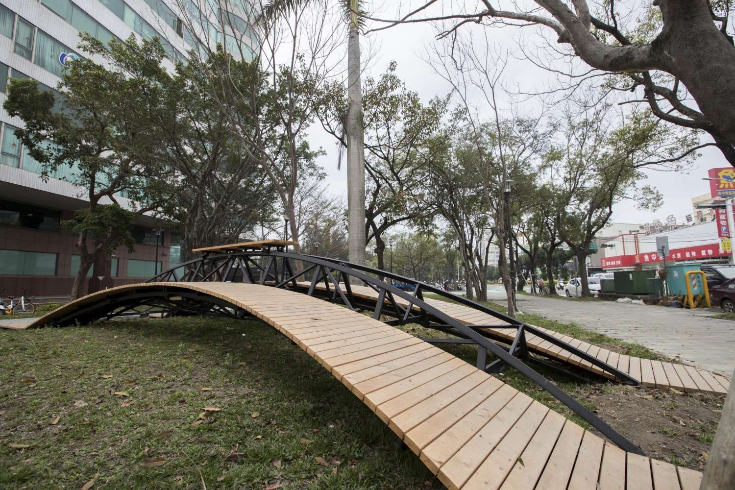 「城市裡的森林密境」 新竹綠園道地景藝術今啟用