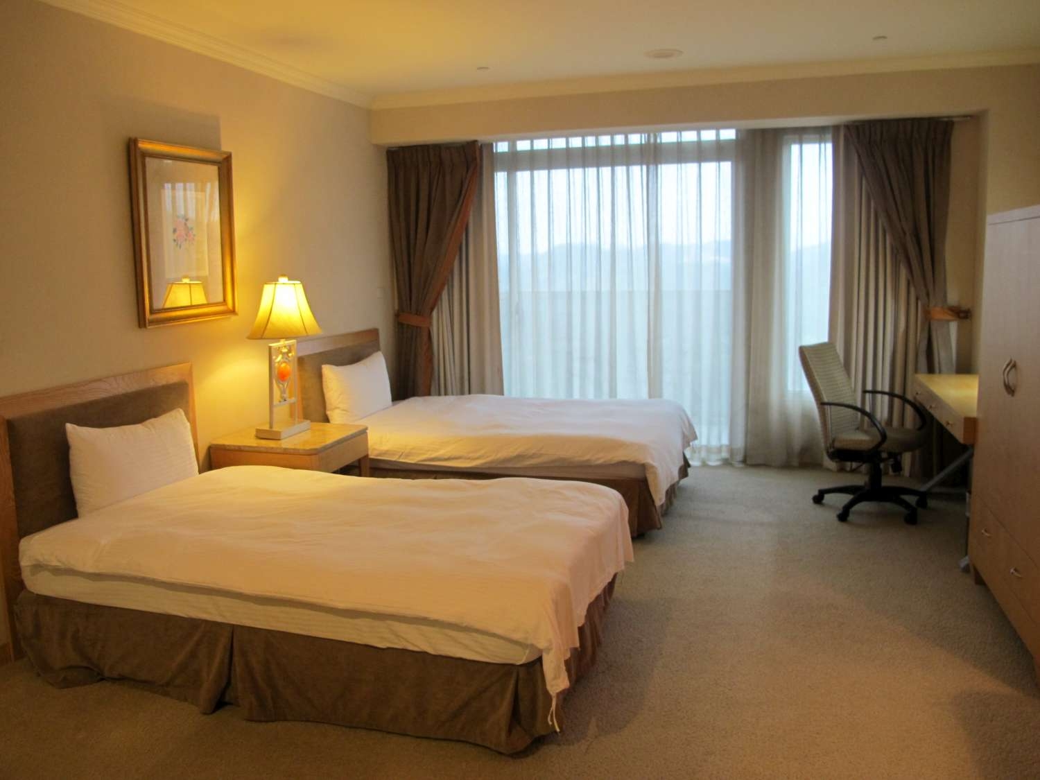新竹市富品日月光大飯店加入防疫旅館行列，將可提供157間客房。圖為富品日月光大飯店提供